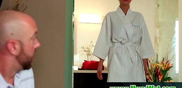  Japanese Masseuse Gives a Full Service Massage 18